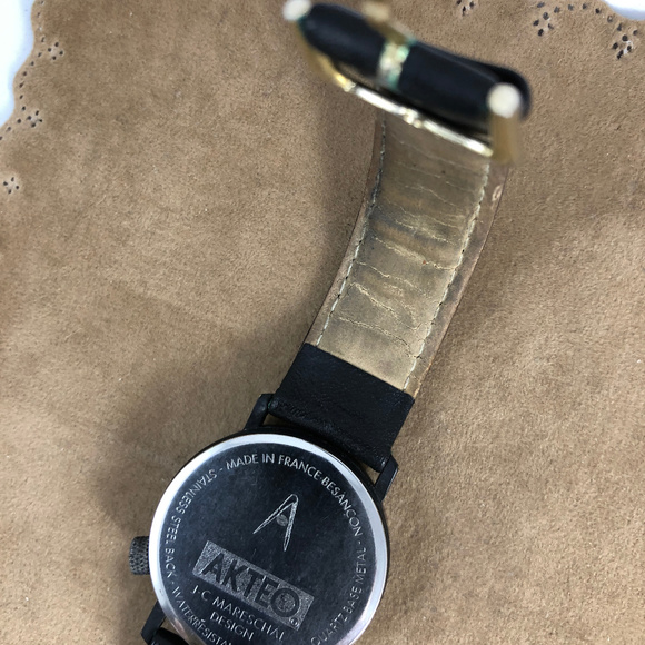 Akteo French Made Vintage Saxophon Story Box Watch